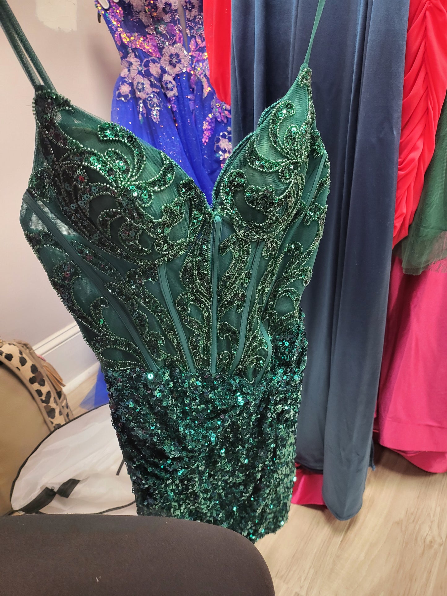Short green Sequin dress